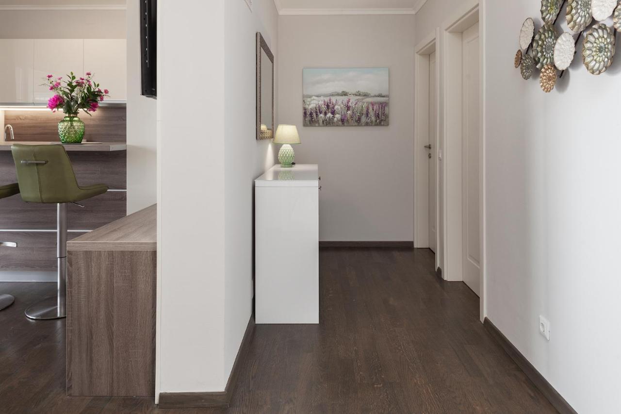 Deluxe Apartment Vila Carissa Malinska Buitenkant foto
